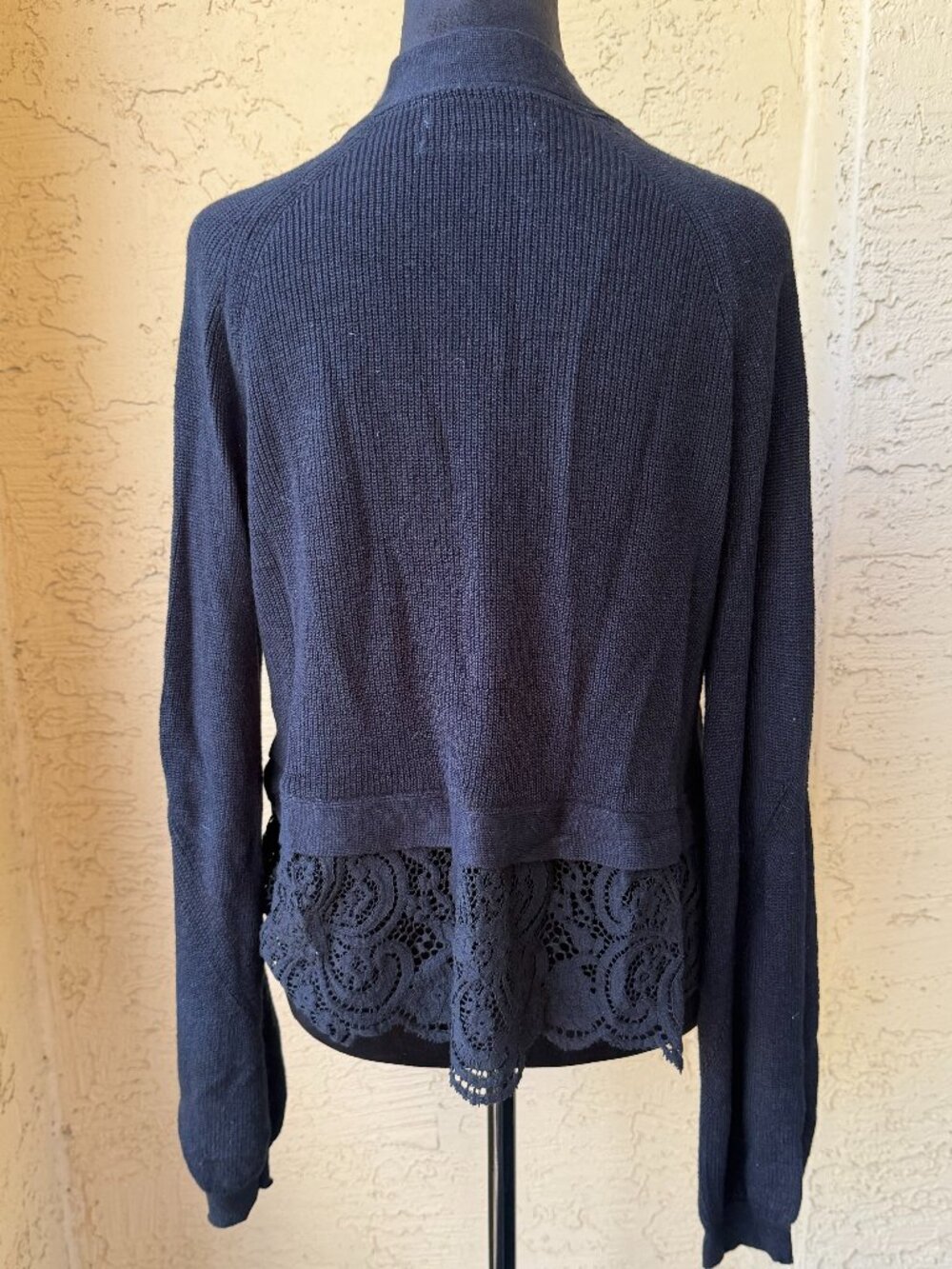 By Anthropologie Black Casual Relaxed Fit Lace Tunic Sweater Small Oversized - Picture 5 of 7